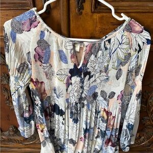 NWT Spense Floral Print Bell Sleeve Boho Flowy Romantic Blouse Size L